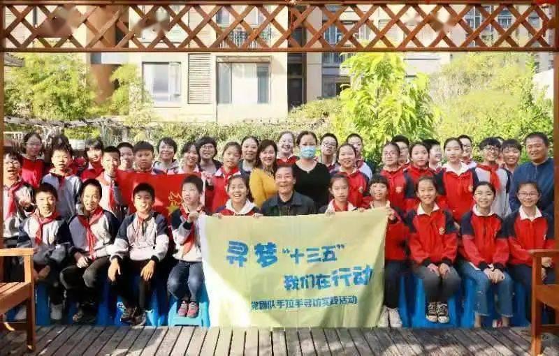 八字的墓和库怎么区分游戏画面